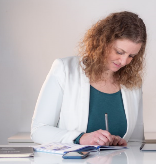Dirigeant TPE déléguer gestion administrative assistante externalisée secrétaire freelance Toulouse